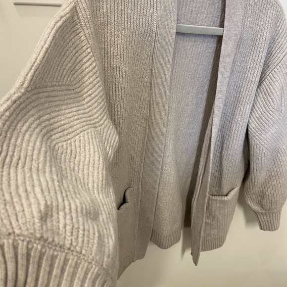 Aritzia rourke cardigan - Picture 3 of 5
